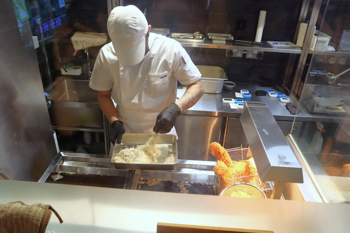 Tonkatsu Osaka ngon tuyệt ở Singapore: Có đáng để thử?