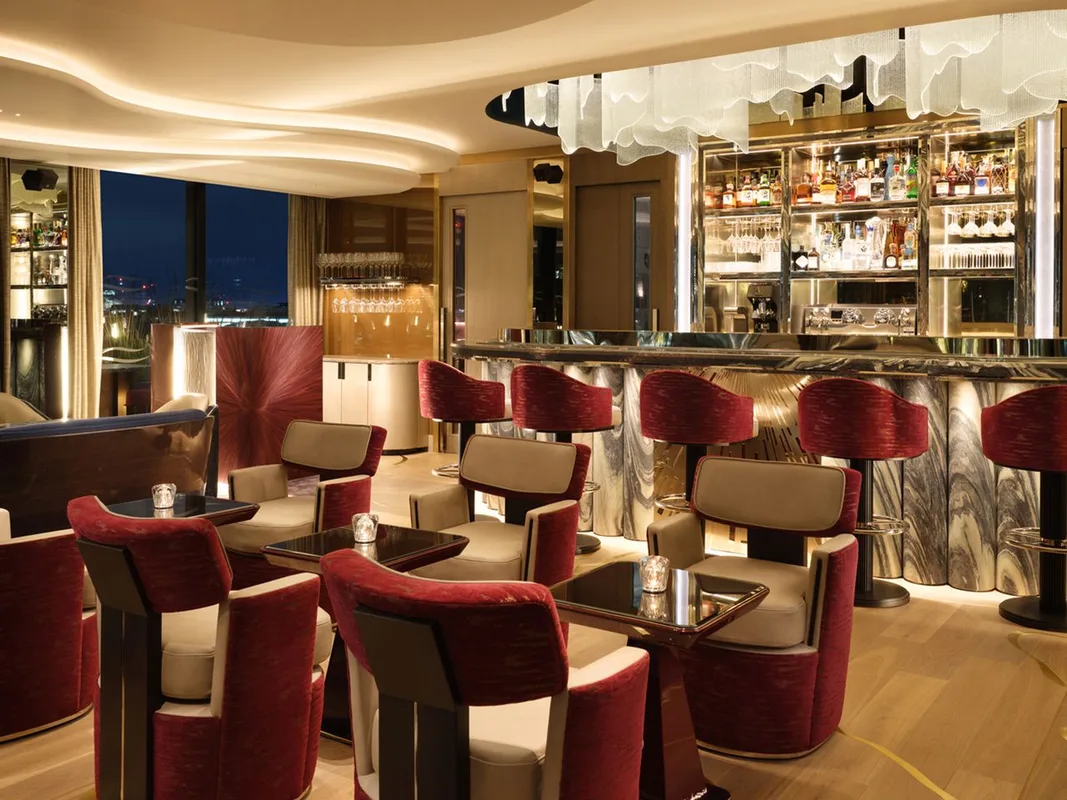Top 14 Khách Sạn Sang Trọng Nhất Tại Mayfair, London