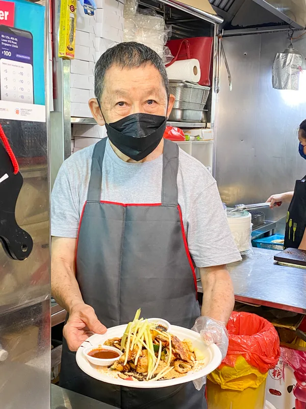 Tow Kwar Pop: Quán Rojak 56 Năm Tuổi Được Michelin Khuyên Dùng Tại Tiong Bahru