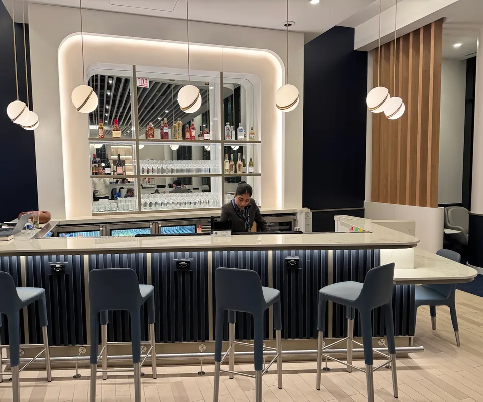 Trải nghiệm Air France Lounge tại Sân bay Chicago: Thoải mái giữa những chuyến bay