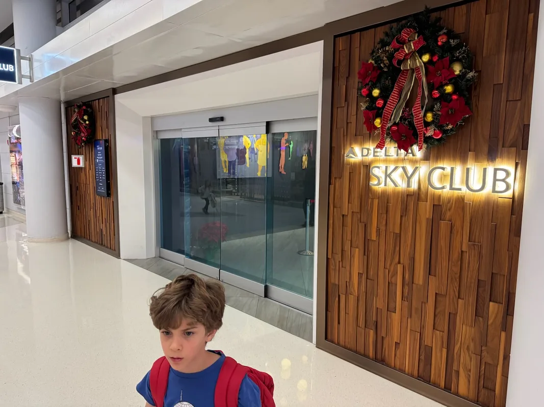 Trải nghiệm Air France Lounge tại Sân bay Chicago: Thoải mái giữa những chuyến bay