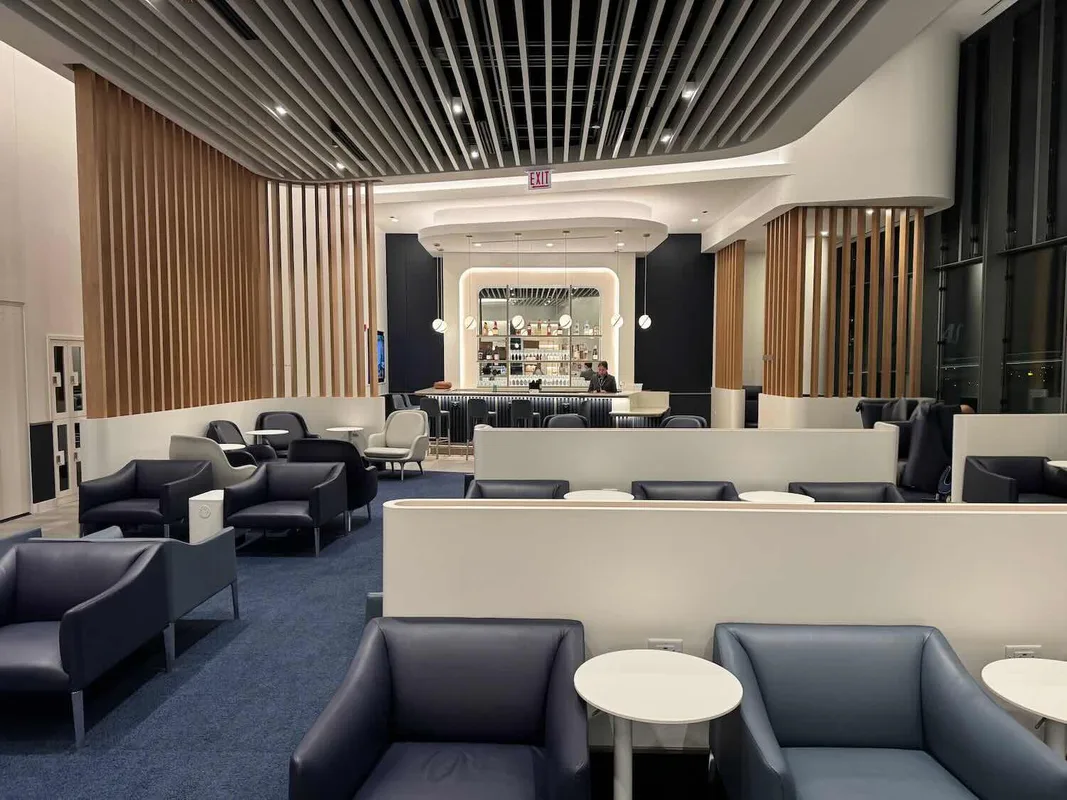 Trải nghiệm Air France Lounge tại Sân bay Chicago: Thoải mái giữa những chuyến bay