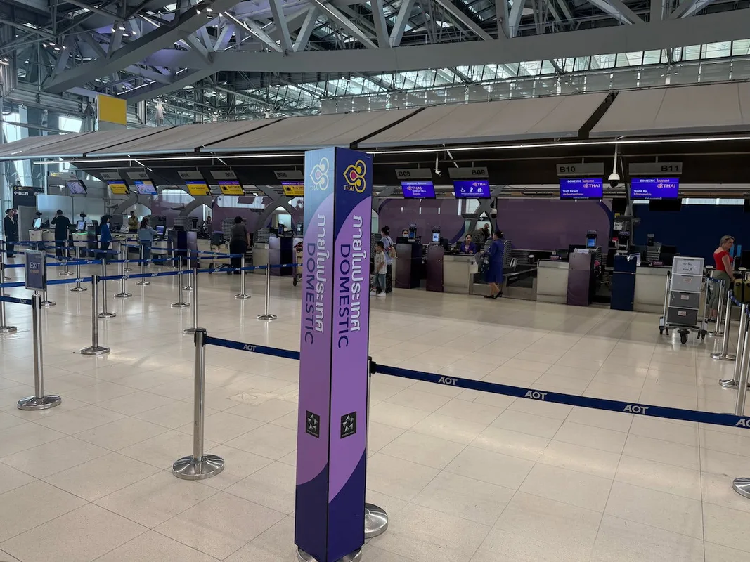 Trải Nghiệm Bay Business Class Thai Airways Trên Airbus A321neo Từ BKK Đến CEI