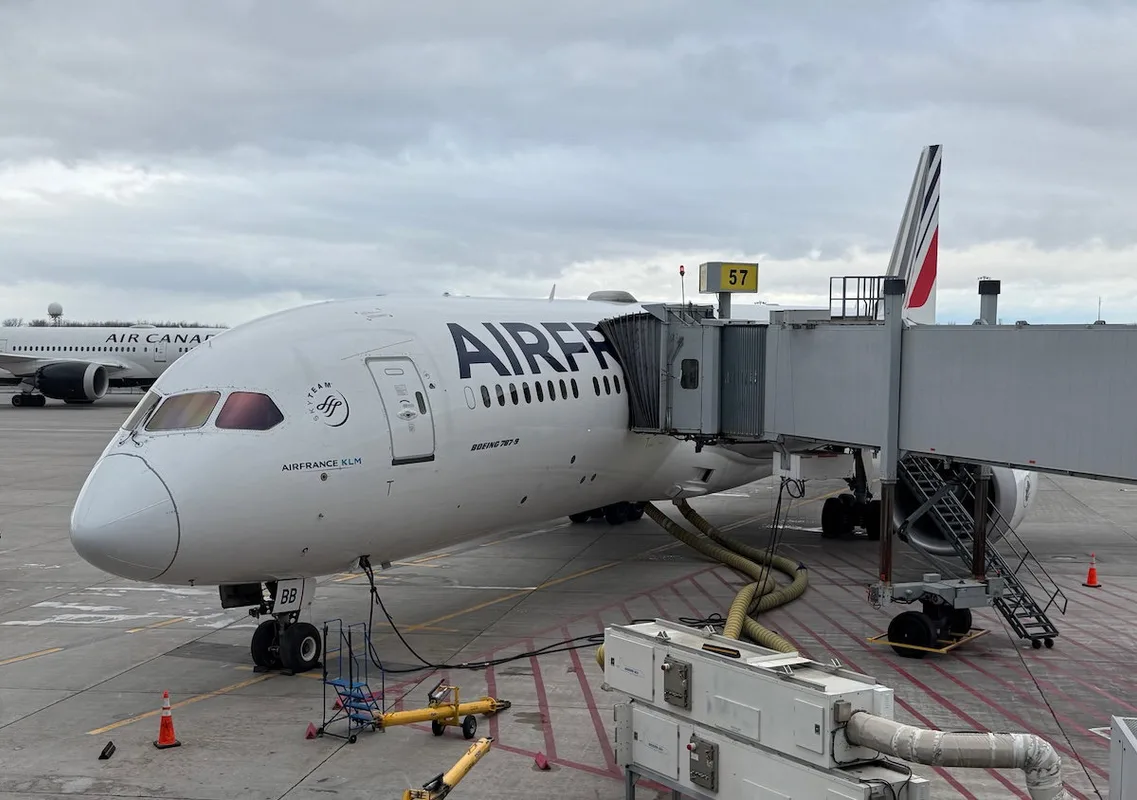 Trải Nghiệm Bay Hạng Thương Gia Air France Trên Boeing 787