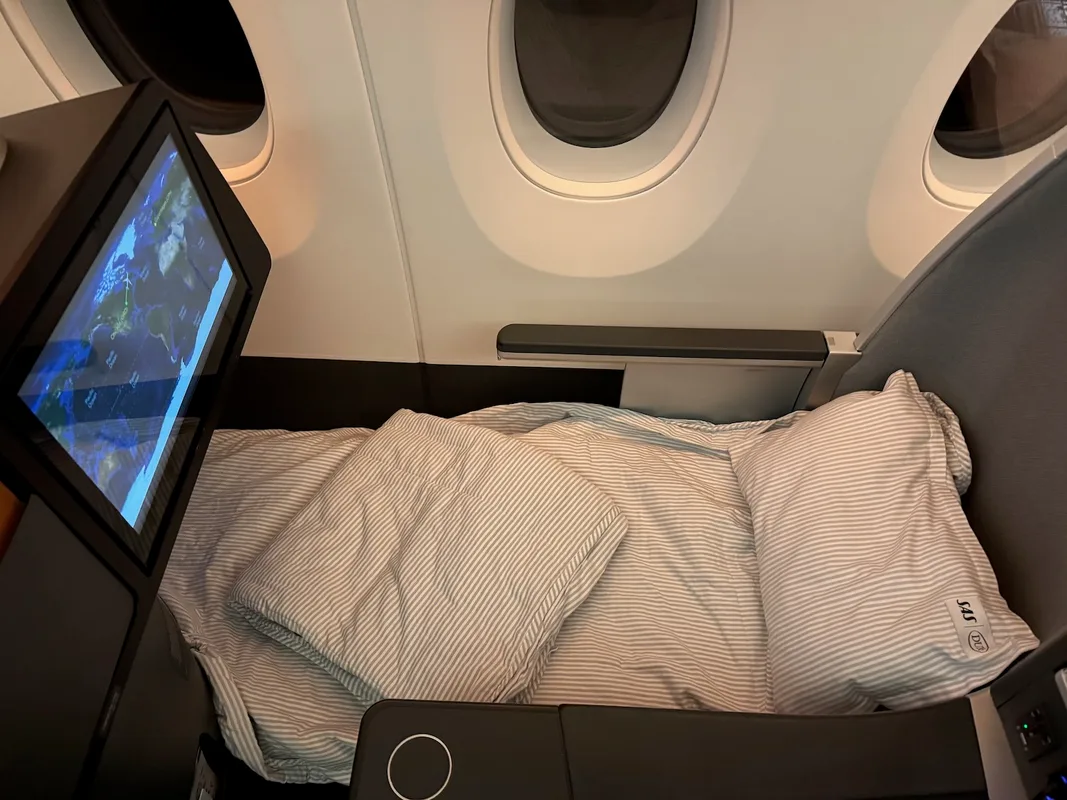 Trải Nghiệm Bay Hạng Thương Gia Cùng Gia Đình Trên Chiếc A350 Đến Copenhagen