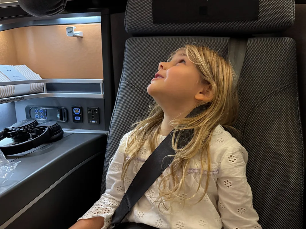 Trải Nghiệm Bay Hạng Thương Gia Cùng Gia Đình Trên Chiếc A350 Đến Copenhagen