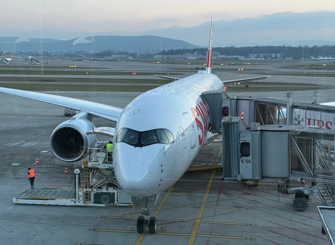 Trải nghiệm hạng thương gia trên Airbus A350 của SWISS từ Zurich đến Boston