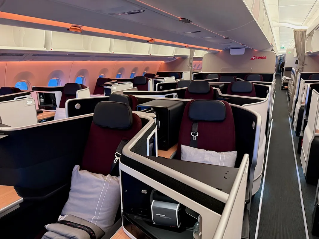 Trải nghiệm hạng thương gia trên Airbus A350 của SWISS từ Zurich đến Boston