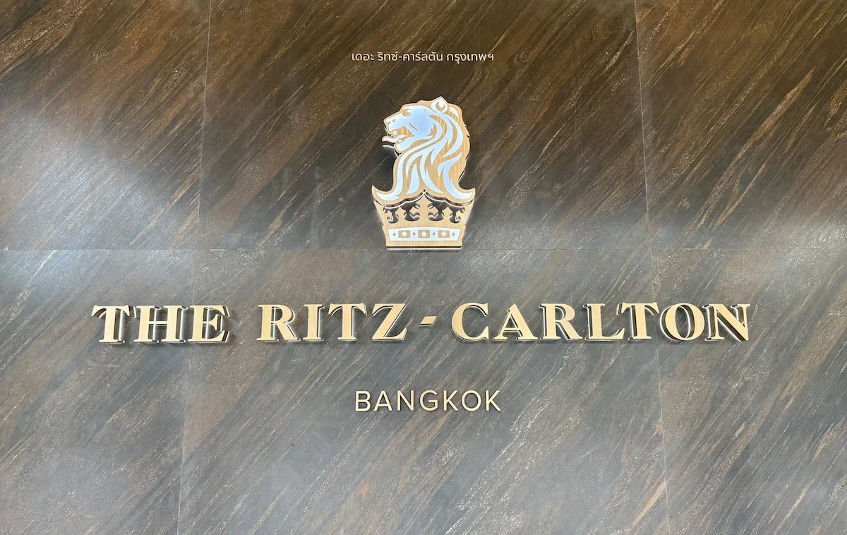Trải Nghiệm Sang Chảnh Tại Ritz-Carlton Bangkok: Một Đêm Đáng Nhớ