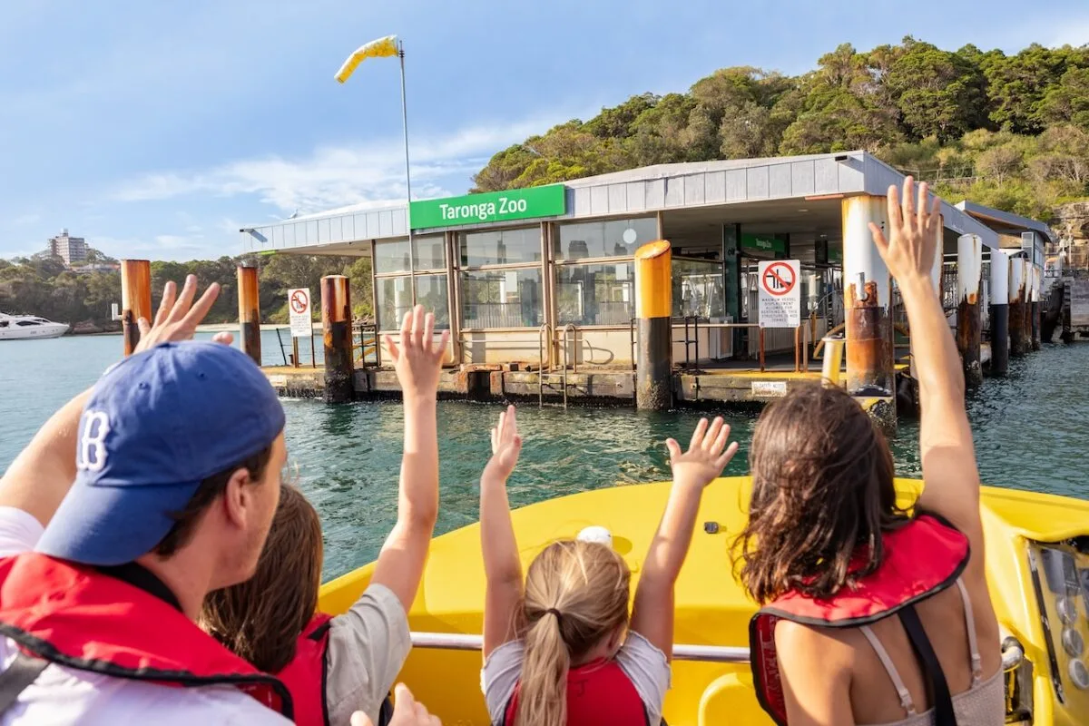 Trải Nghiệm Sydney Harbour Marriott: Gần Biển Cảng, Sát Nách Cầu Nổi Tiếng