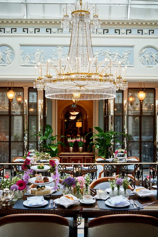 Trải Nghiệm Trà Chiều Tại London: Top Các Địa Điểm Không Thể Bỏ Qua