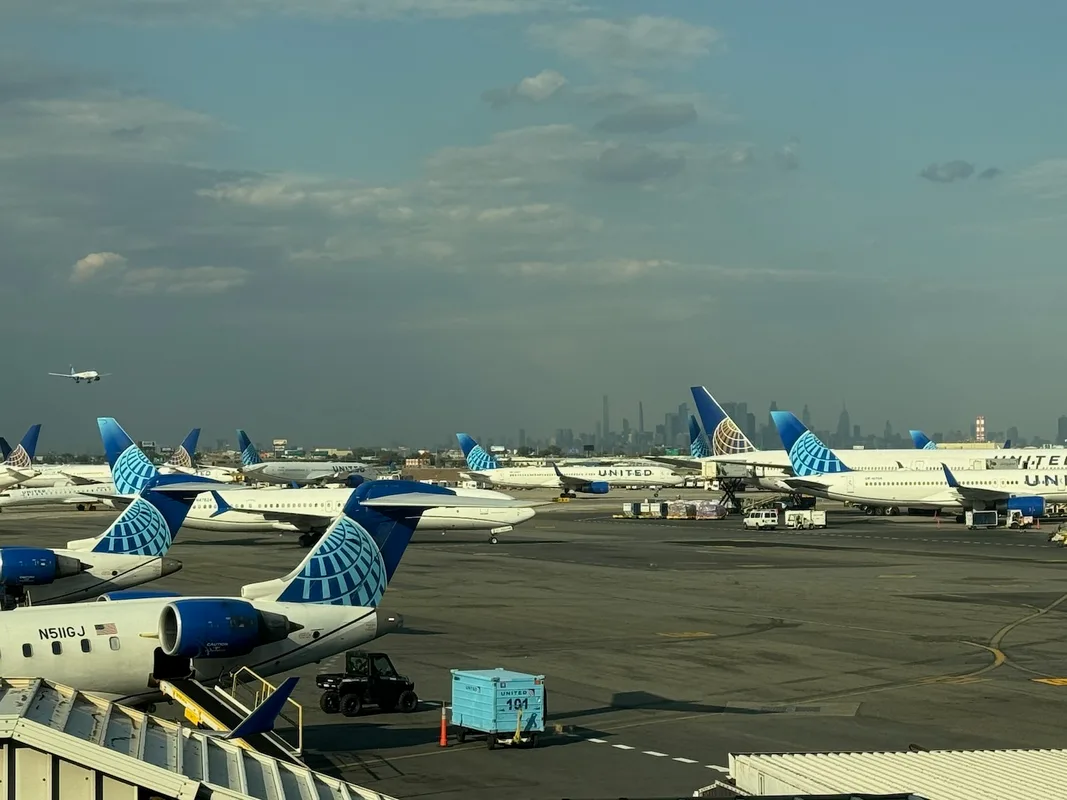 United Airlines và Nỗ Lực Sử Dụng AI Để Giải Thích Trễ Chuyến Bay