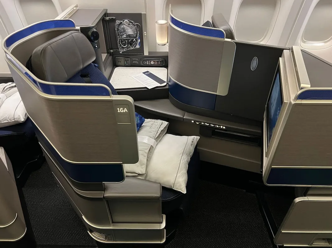 United MileagePlus: Thay Đổi Chấn Động Về Thẻ Tín Dụng