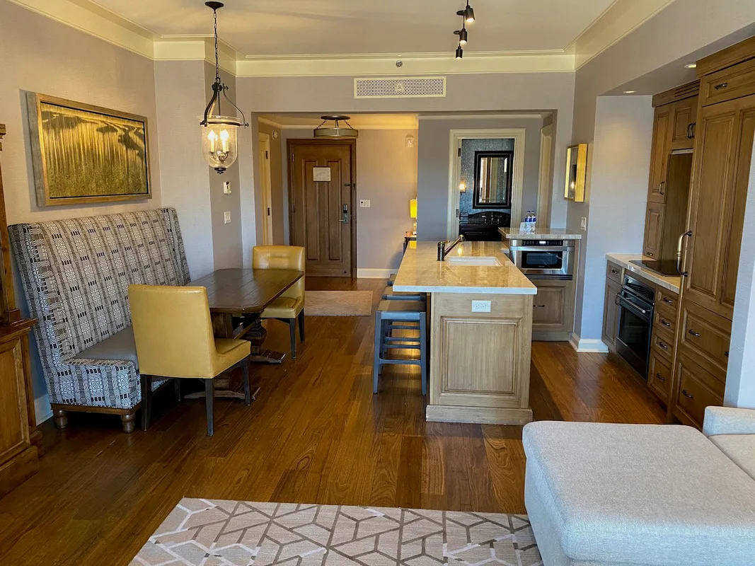 Ưu Đãi Hấp Dẫn Từ Thẻ Marriott Bonvoy Business Amex: 150K Điểm và 125 USD Tín Dụng