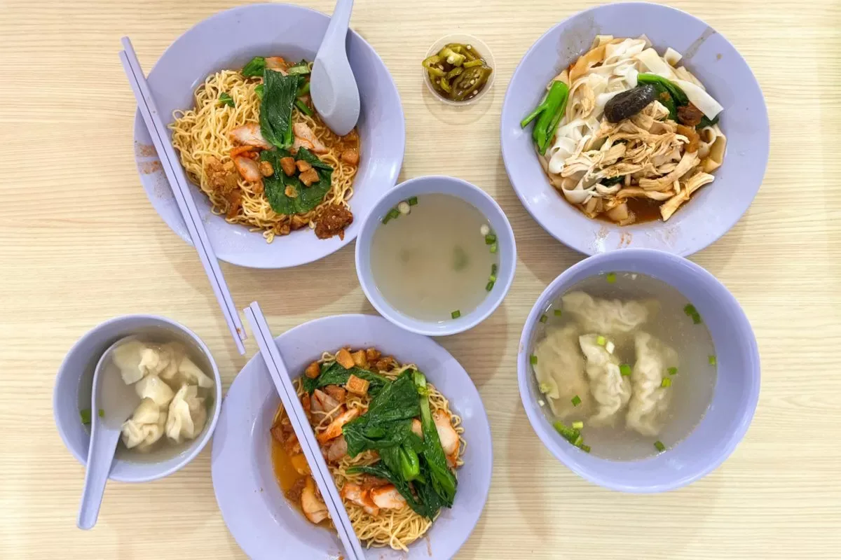 Yong Chun Wan Ton Noodle: Khám Phá Mì Hoành Thánh Hàng Đầu Singapore